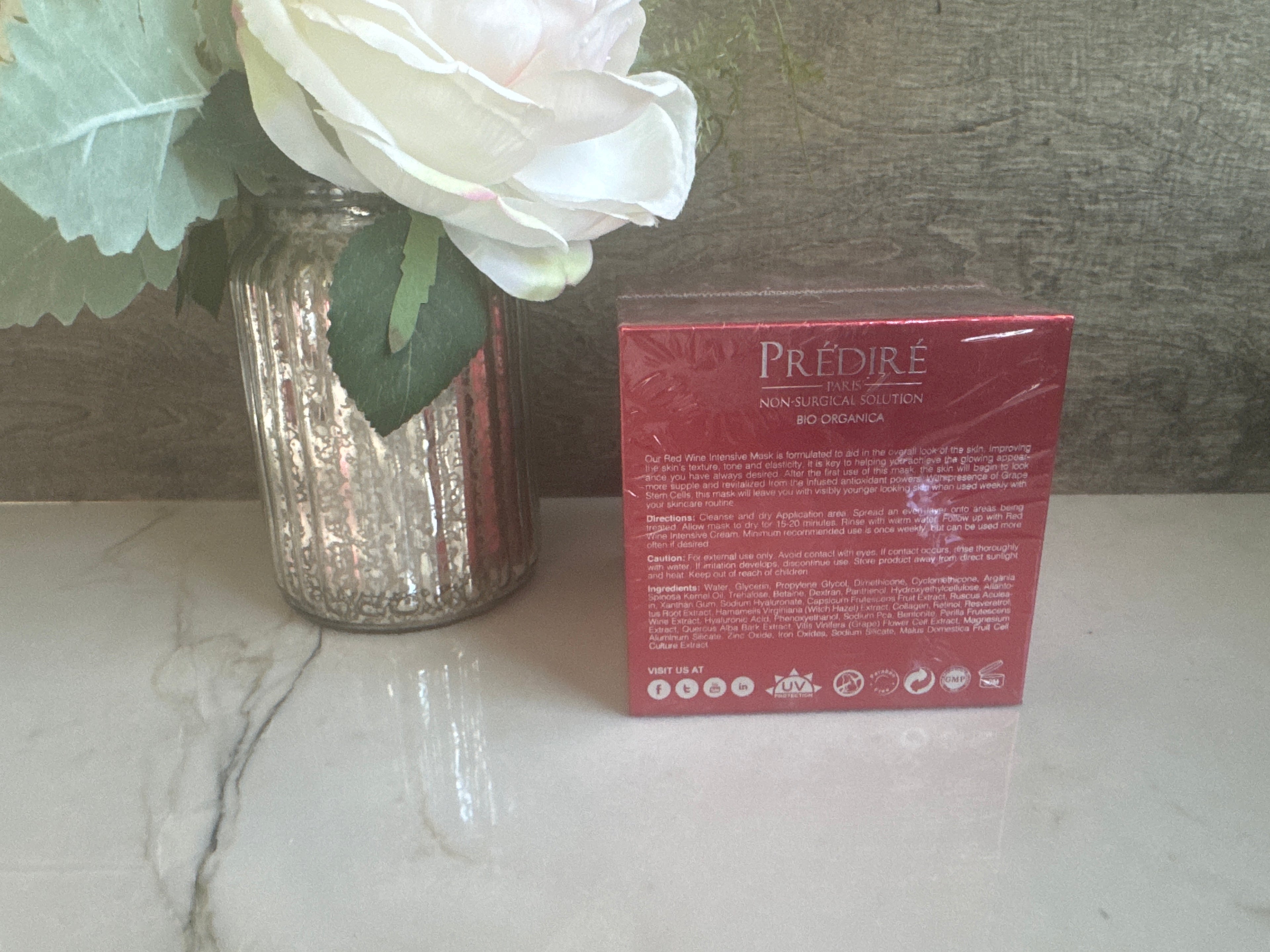 Red Wine Intensive Face, Neck & Chest mask