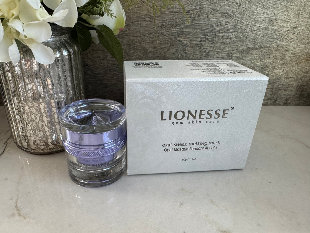 Opal Sheer Melting Facial mask by Lioness