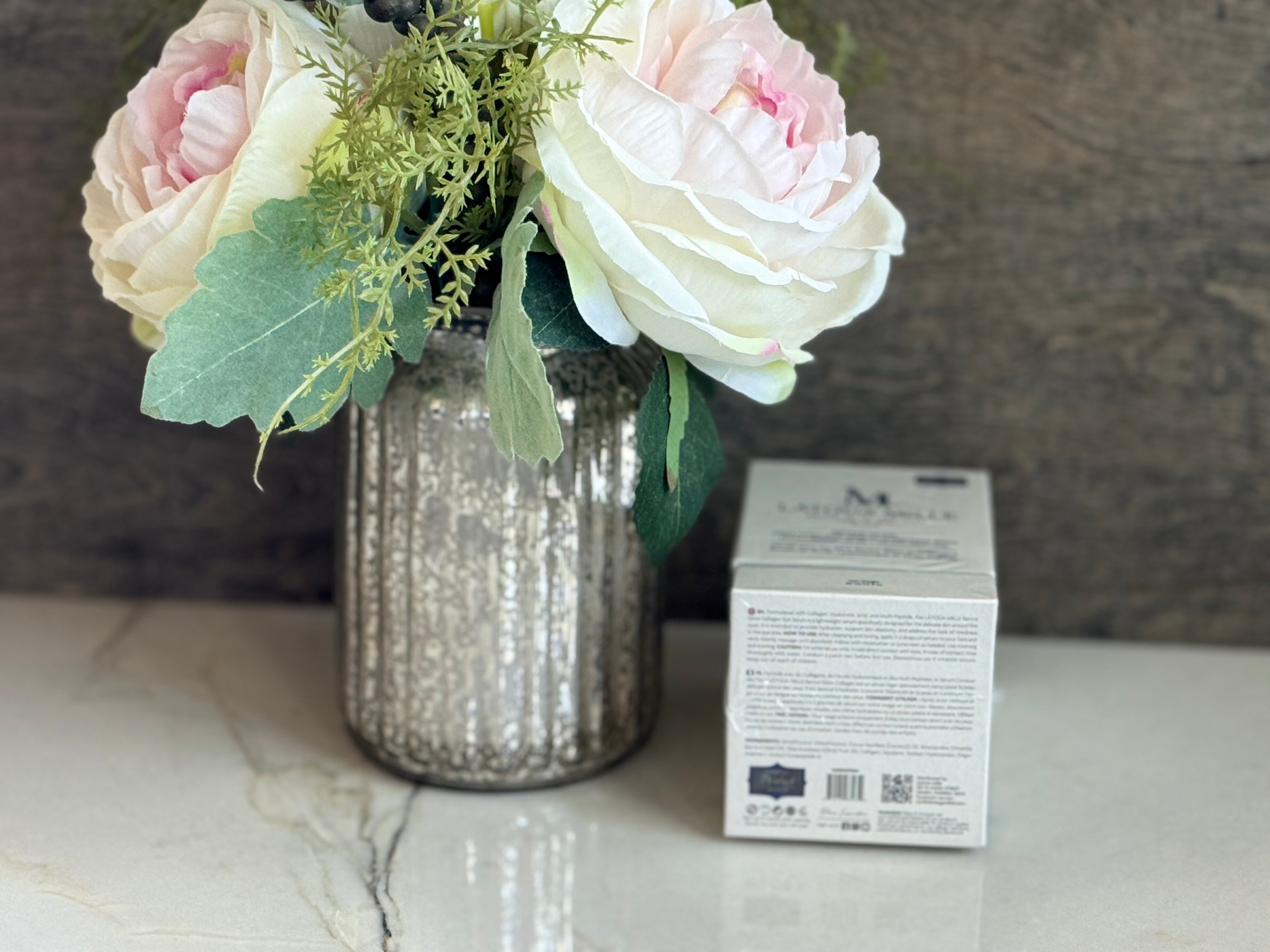 Revive Glow Collagen Eye serum by Latoua Mille