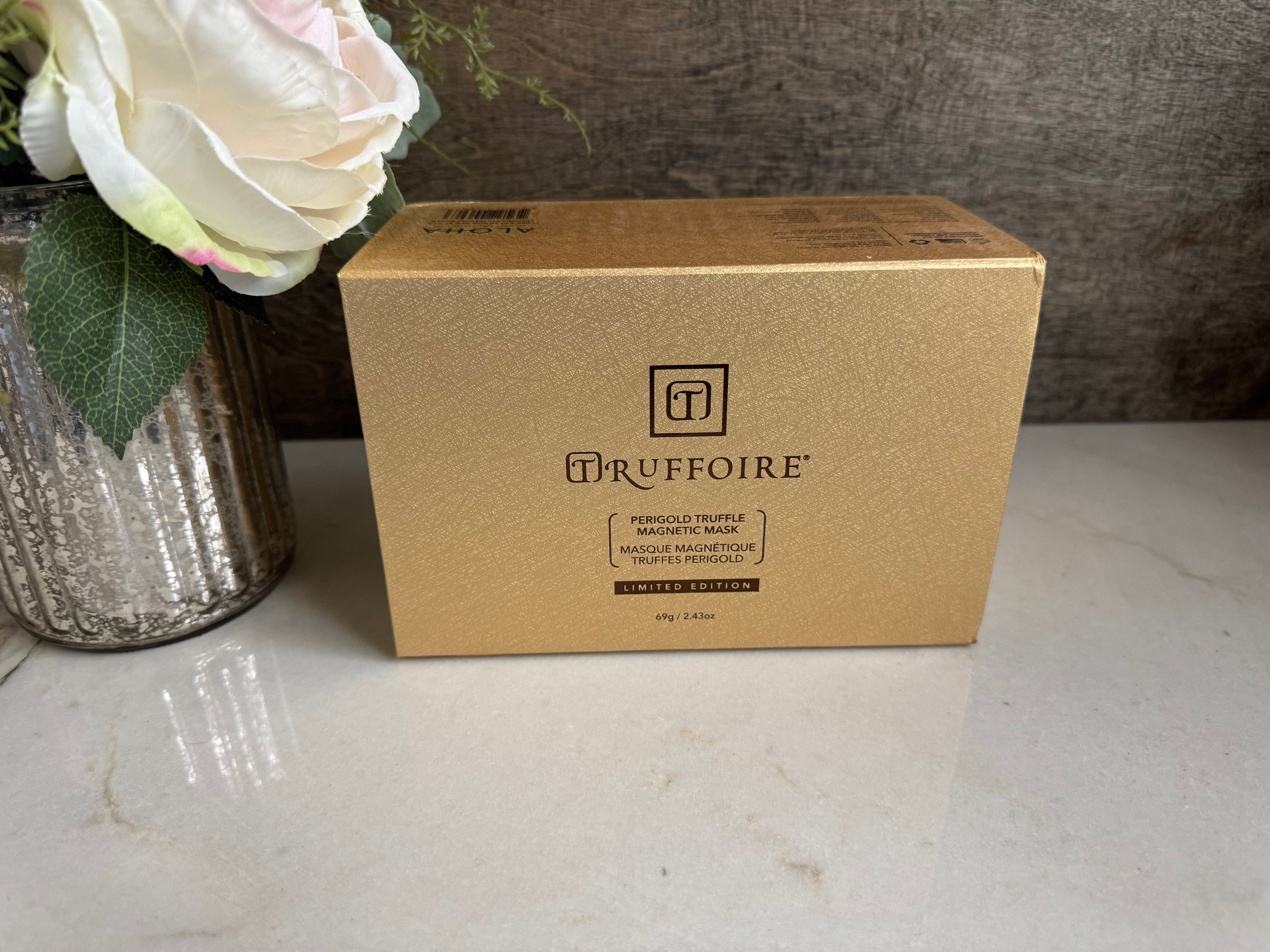 Perigold Truffle Magnetic Facial mask Limited Edition by Truffoire