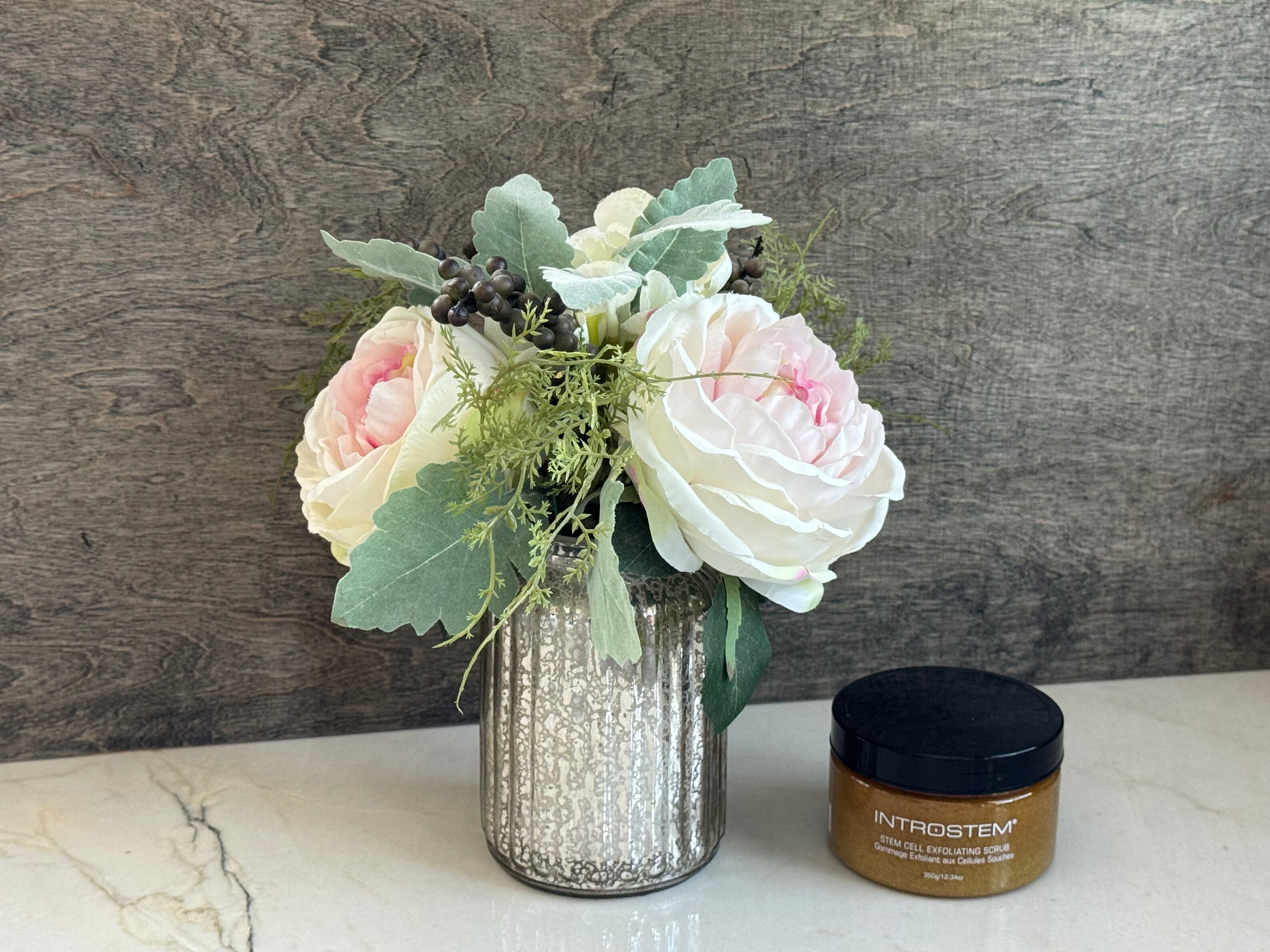 Stem Cell Exfoliating Scrub by Introstem
