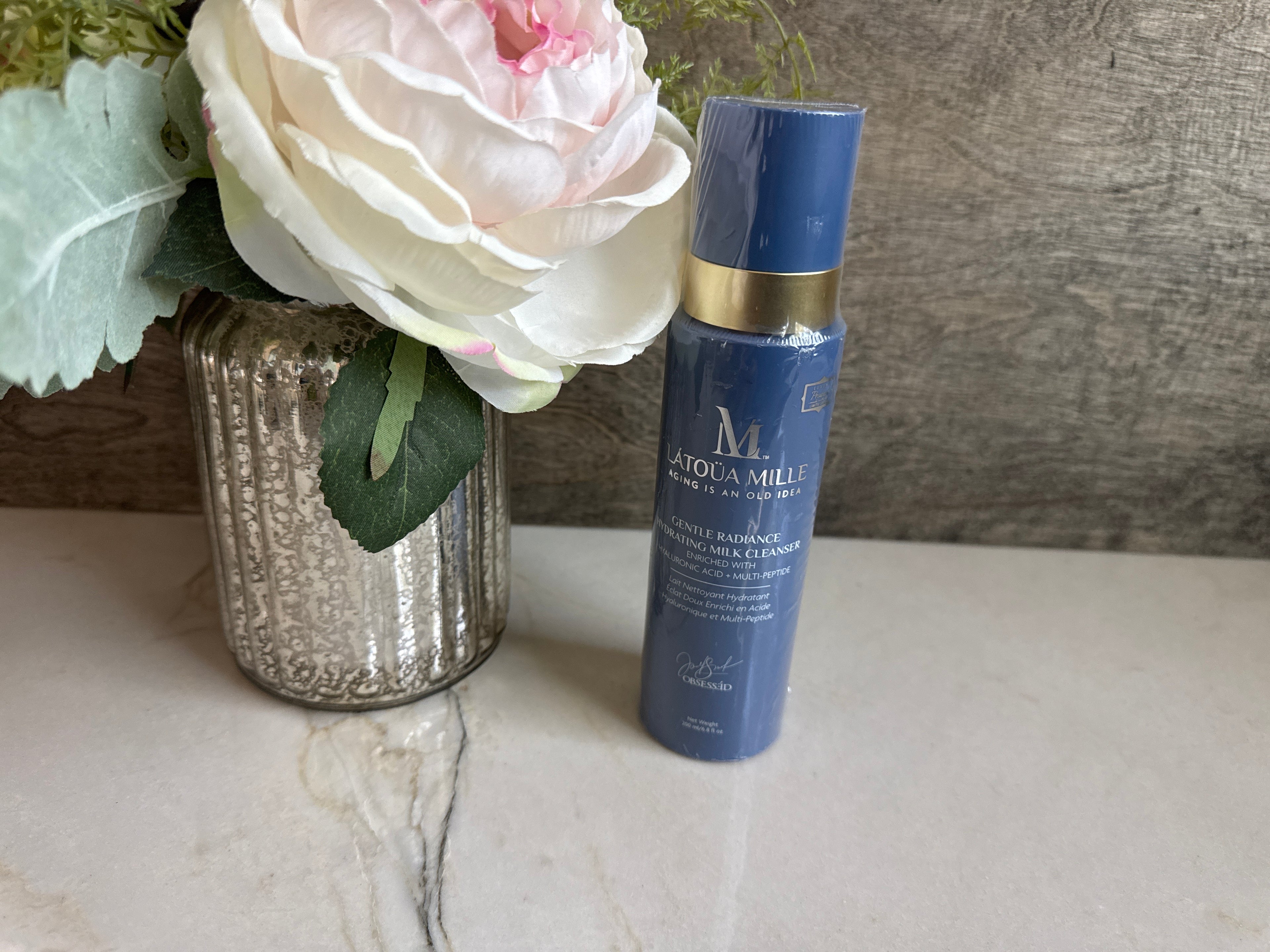 Radiance Hydrating Milk Facial cleanser by Latoua Mille