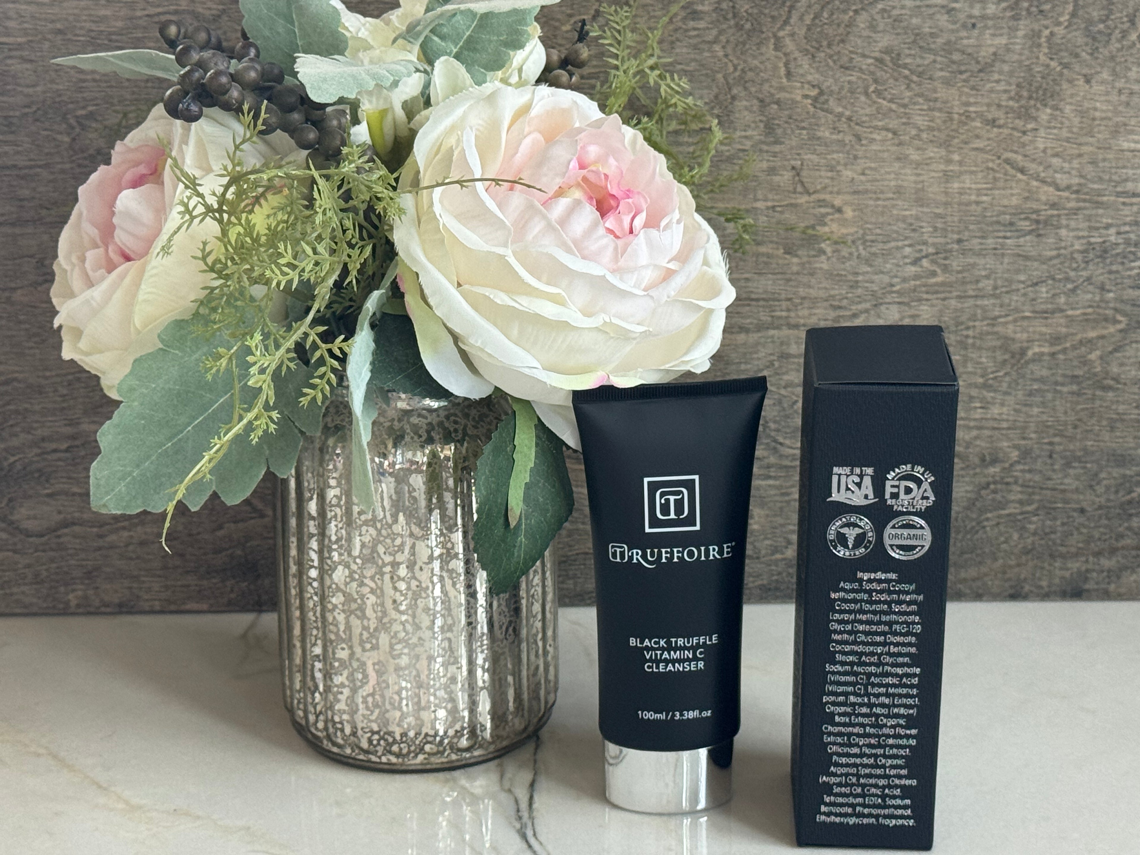 Black Truffle Vitamin C Facial cleanser by Trufforie